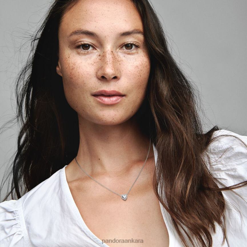 yükseltilmiş kalp kolye 82N8H752 Pandora som gümüş